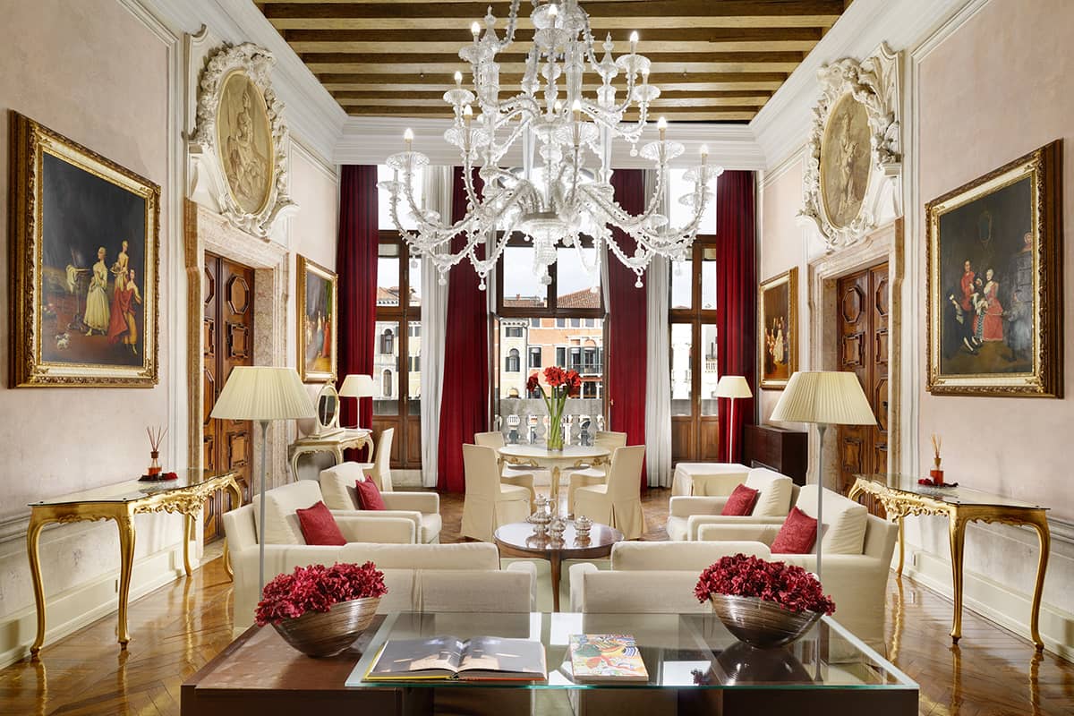 Palazzo Giovanelli, Venice